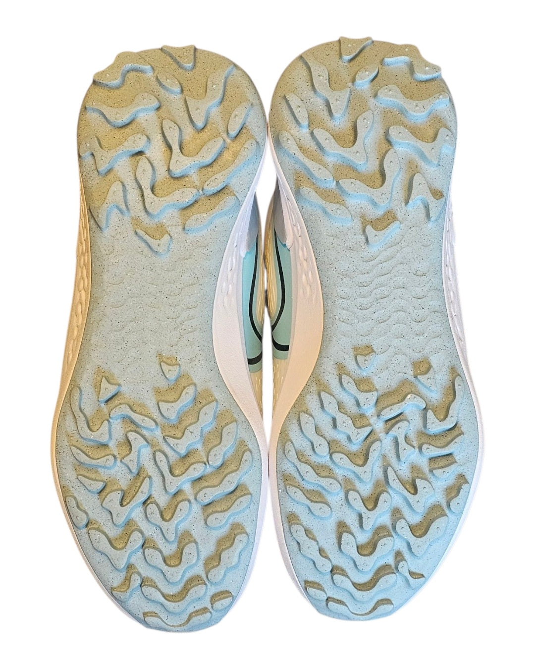 Nike Shoes - 5.5