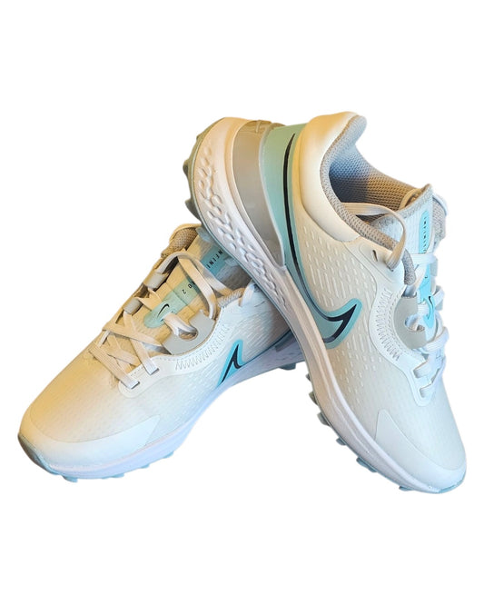 Nike Shoes - 5.5