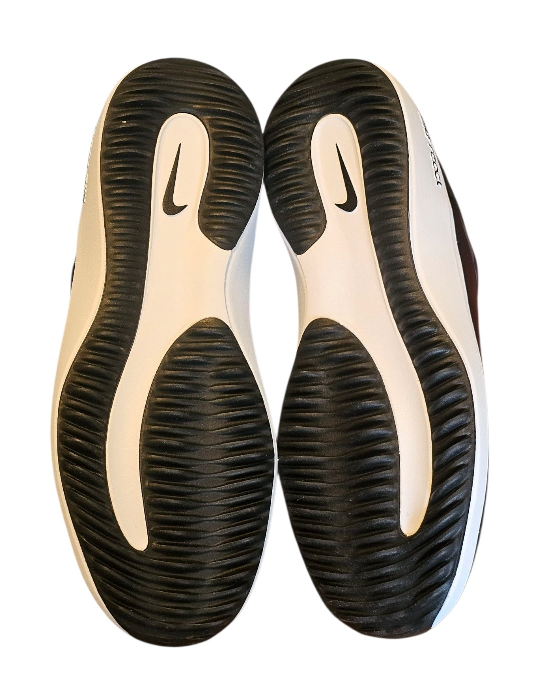 Nike Shoes - 7.5
