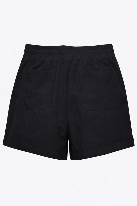 Apana Shorts - L