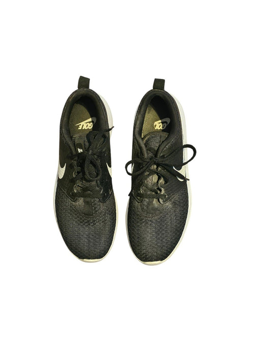 Nike Shoes - 8.5